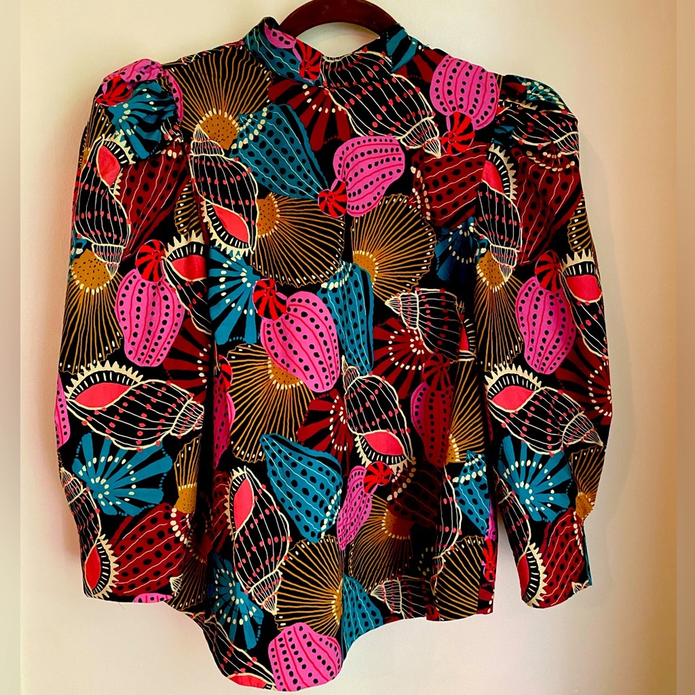 Farm Rio shell print blouse